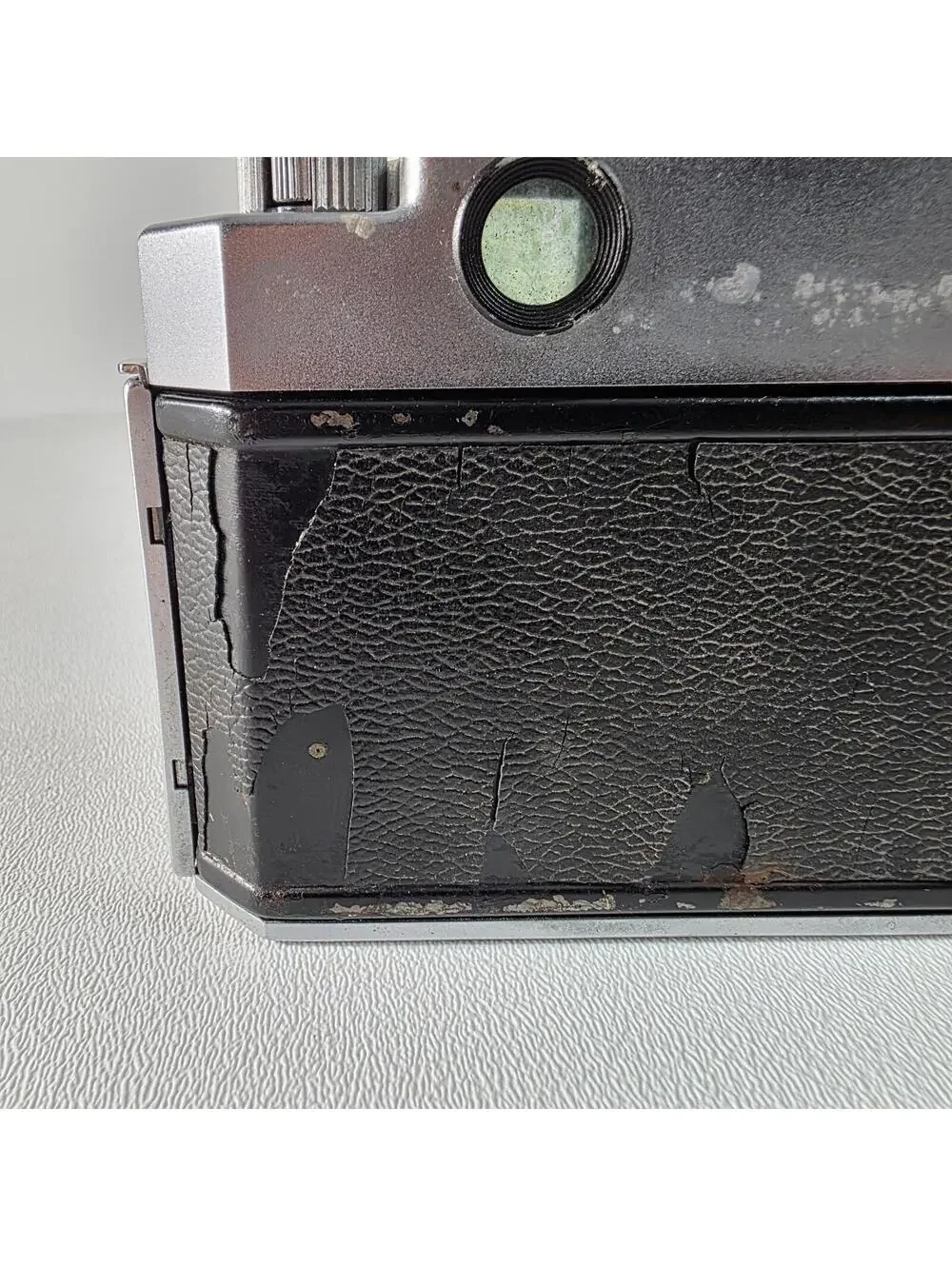 Aires 35 III L - H Coral 4.5cm f1.9 Film Camera For PARTS/REPAIR - AS IS